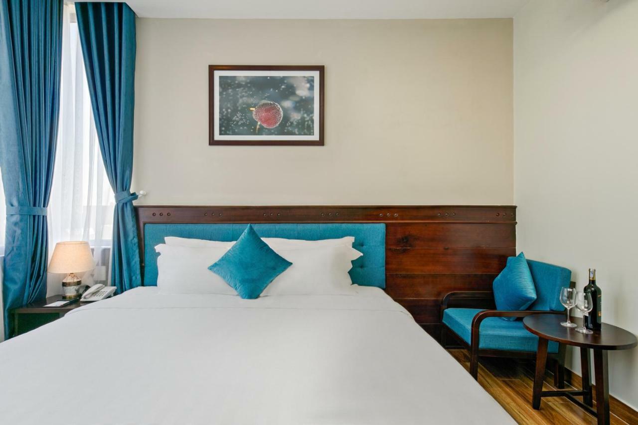 Celina Hotel & Apartment Đà Nẵng Exterior foto