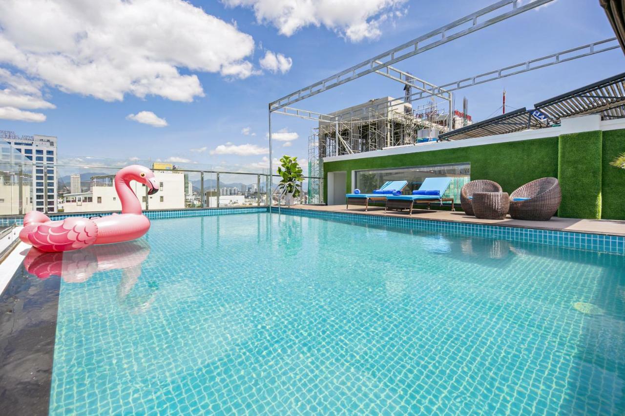 Celina Hotel & Apartment Đà Nẵng Exterior foto