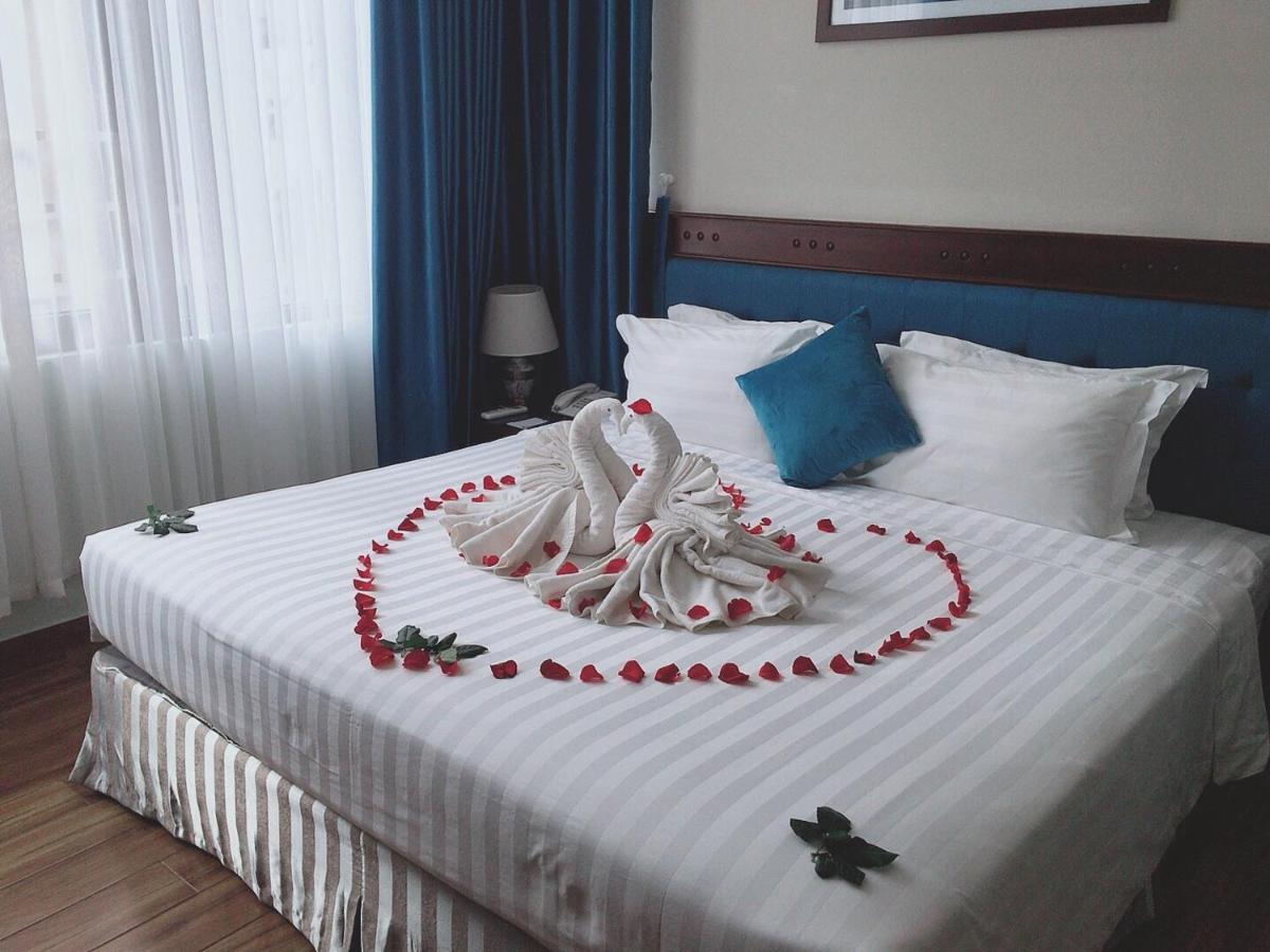 Celina Hotel & Apartment Đà Nẵng Exterior foto